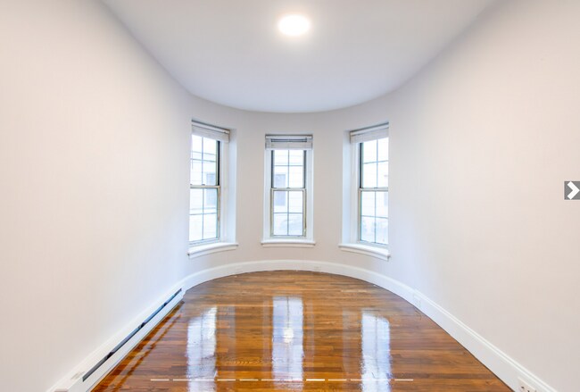 Photo - 48 Clearway St