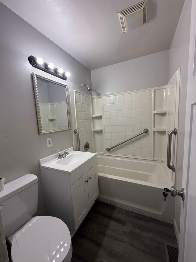 Photo - 1118 Ebeling Dr