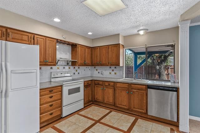 Photo - 801 Meadowlark Dr