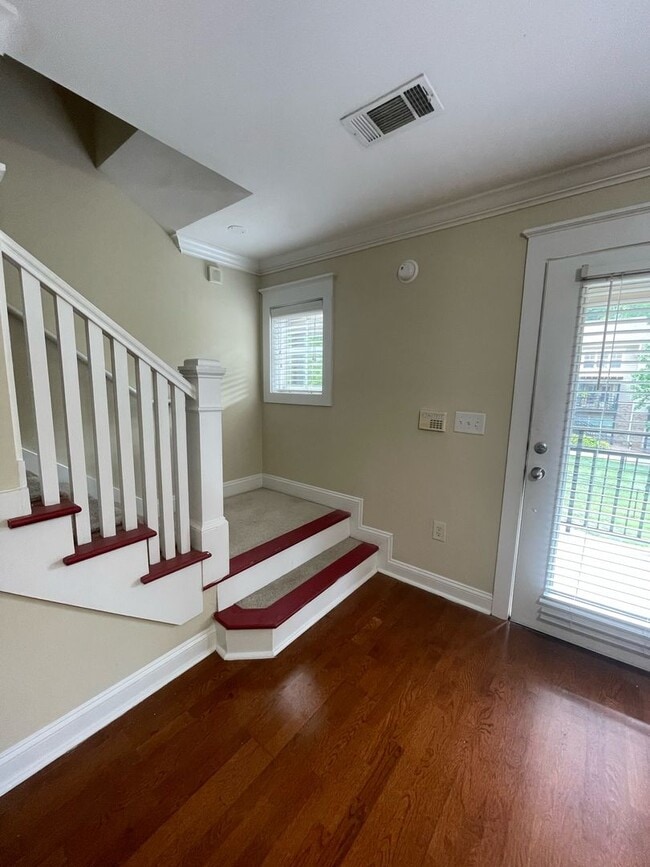 Photo - 05-203 Doddi Unidad 05-203 - B