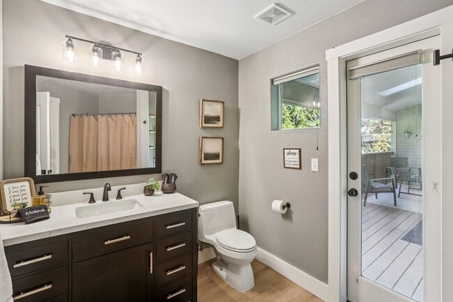 Photo - 19609 NW 9th Ct