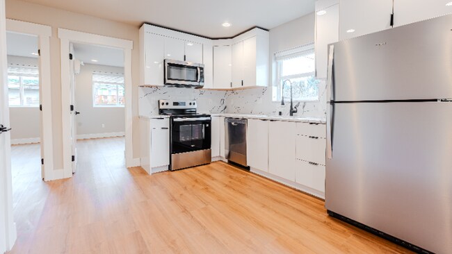 Photo - 2106 Oakes Ave Unidad C