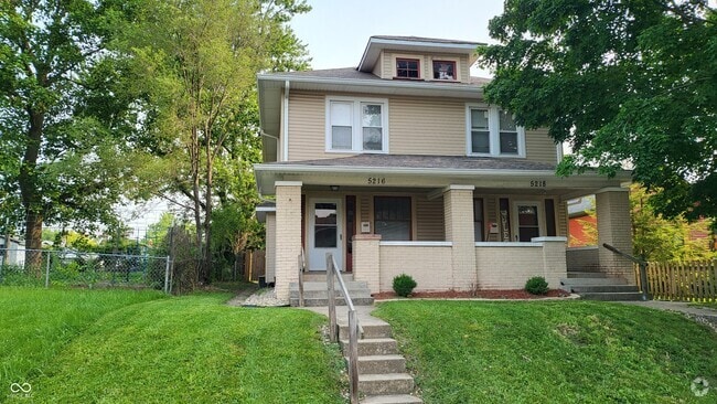 Building Photo - 5216 E Walnut St Rental
