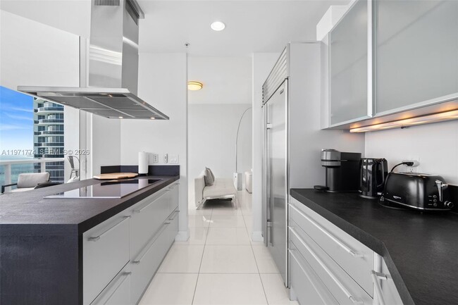 Photo - 18201 Collins Ave Unit 4709