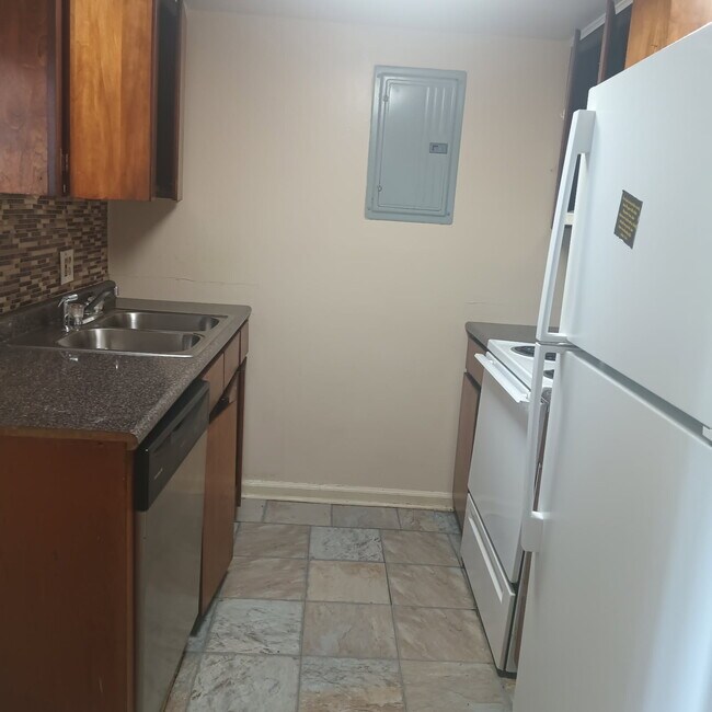 Photo - 901 Orange St