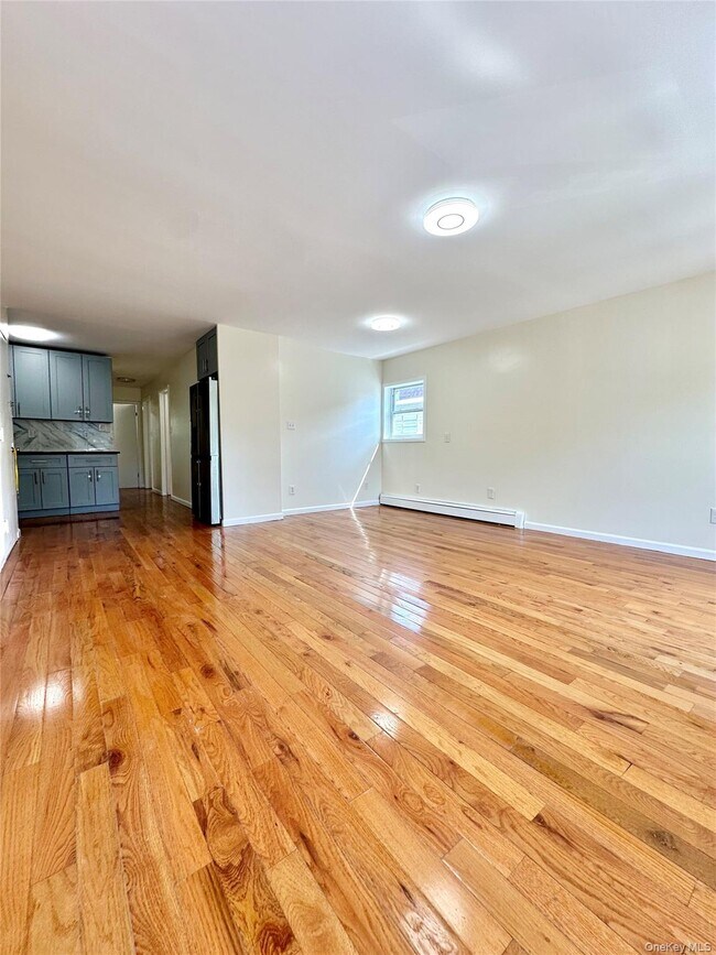 Photo - 2069 Lacombe Ave Unit 2