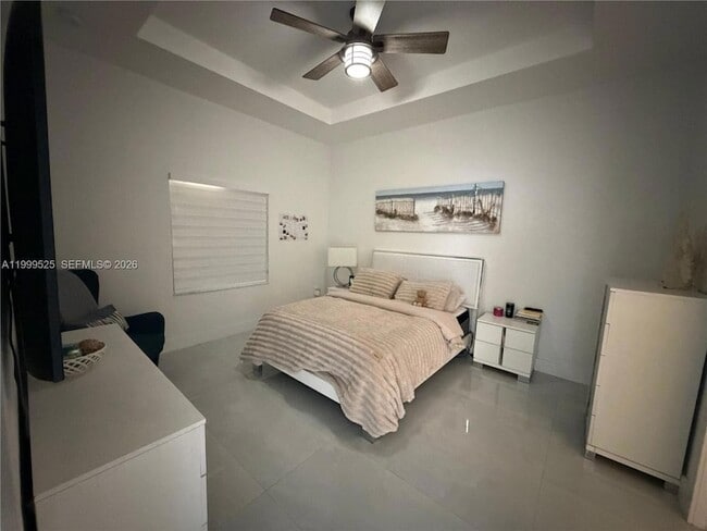 Photo - 2481 NE 2nd Dr