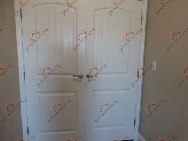 Photo - 2404 E 14th St Unit C