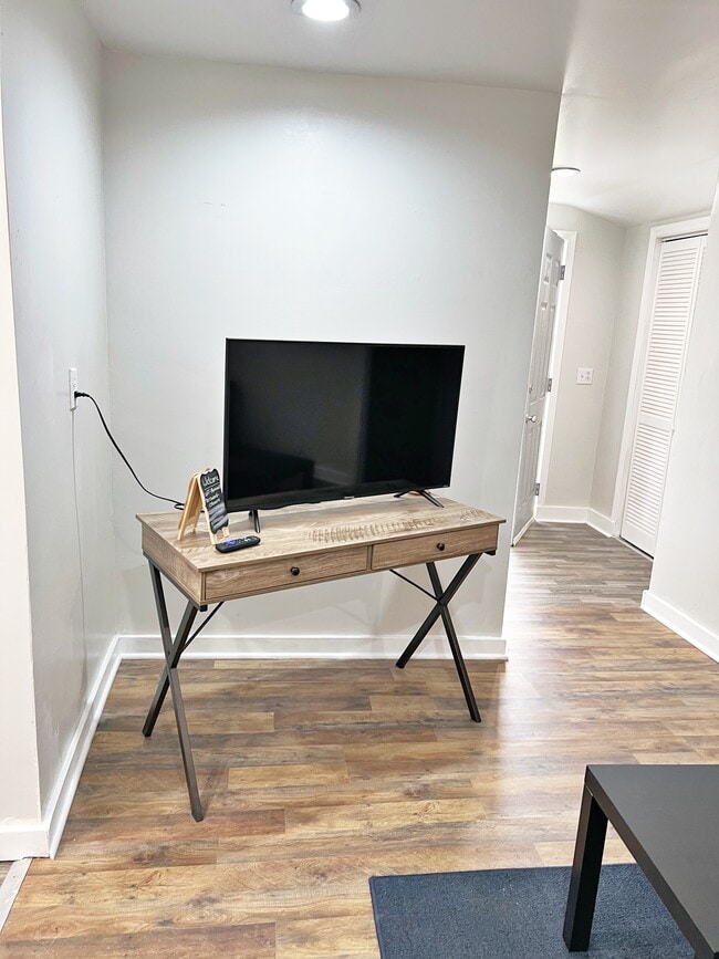 Photo - 855 C St Unit 3