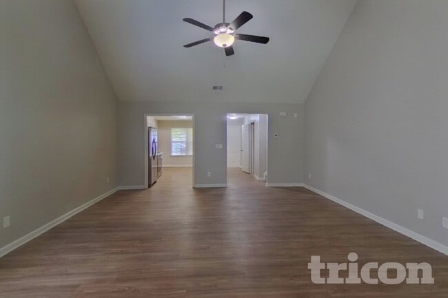 Photo - 7715 Hidden Creek Dr