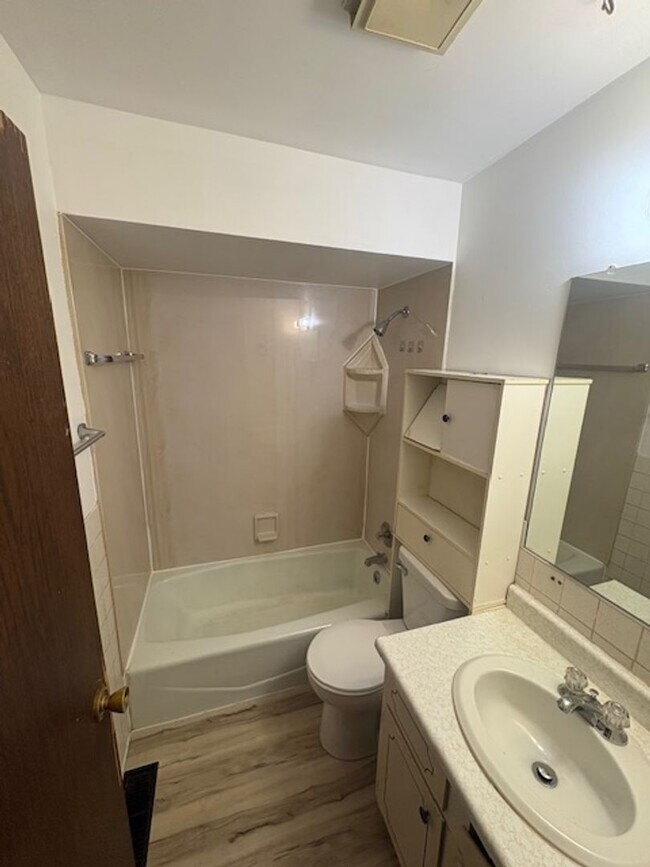 Photo - 737-737 E Gift Ave Unit 737 Gift Ave