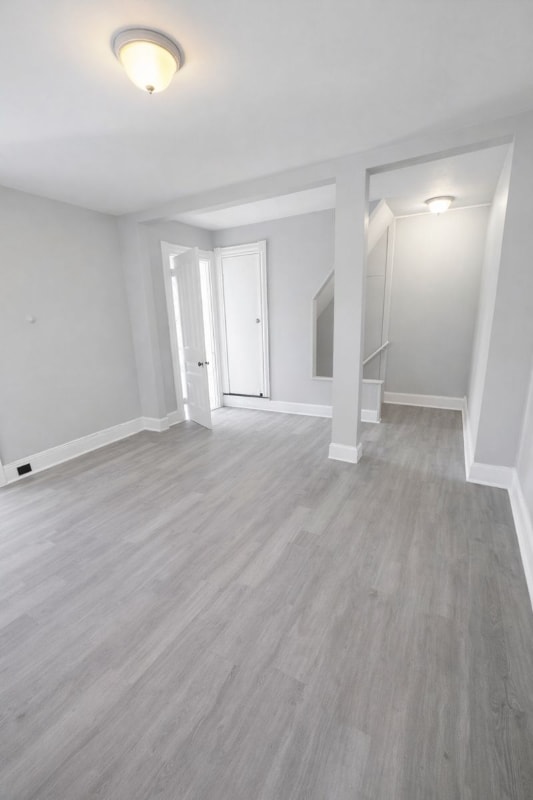 Photo - 289 Main St Unidad C