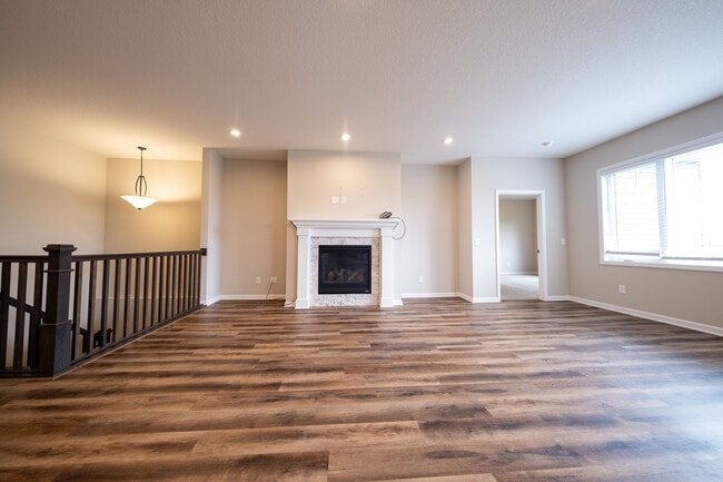 Photo - 3716 192nd St W