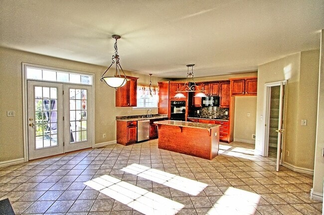 Photo - 101 Corvette Dr