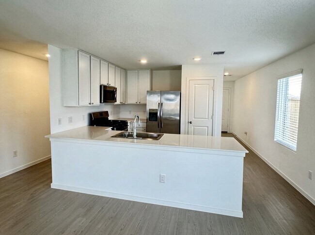 Photo - 26710 Dalmatian Bellflower Dr