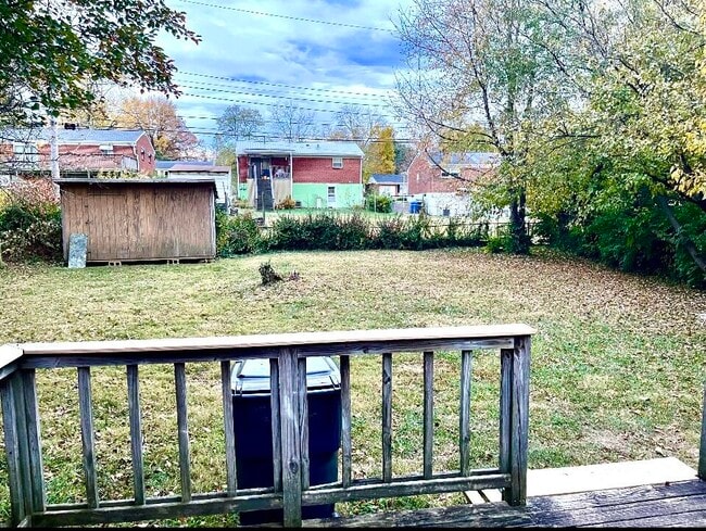 Photo - 1208 Venetian Cir