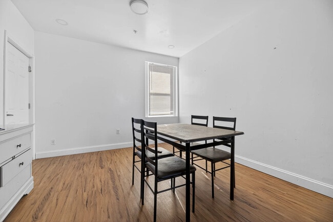 Photo - 528 Charles St Unit 1C