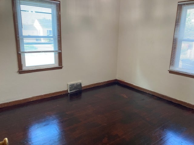 Photo - 118 Ringland Rd