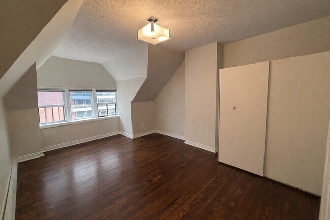 Photo - 101-103 Spadina Rd Unit 101-6