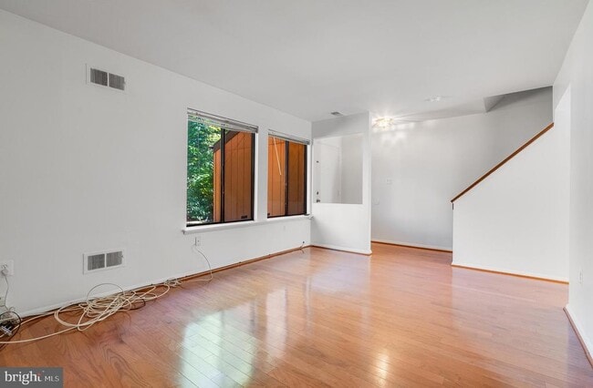 Photo - 9034 Arlington Blvd Townhome