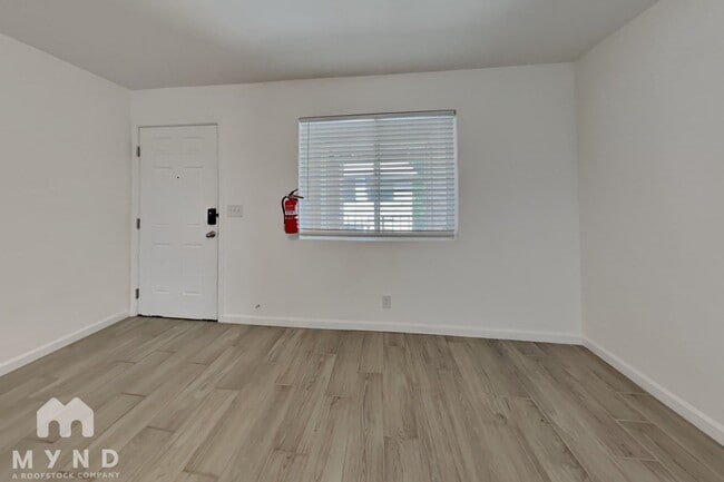 Photo - 6657 W Ocotillo Rd Unit 202