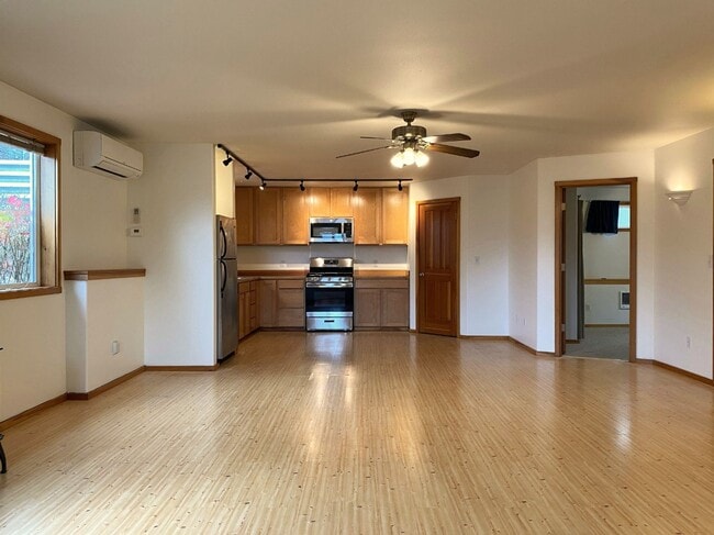 Photo - Close to Providence Hospital