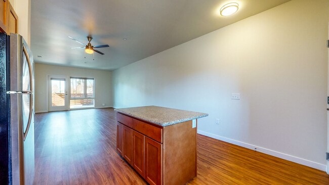 Photo - 1114 14th St