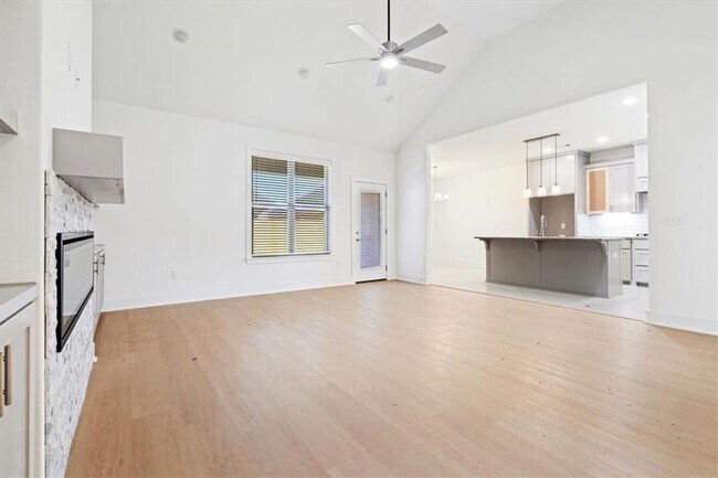 Photo - 7004 SW Basswood Ave