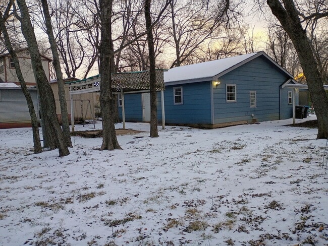 Photo - 609 Fay Blvd