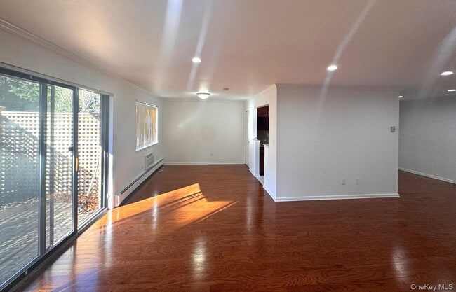 Photo - 500 Central Park Ave Unit 116