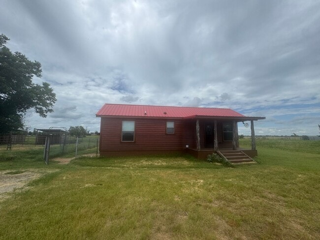 CABIN - Brock ISD - HORSES WELCOME - CABIN - Brock ISD - HORSES WELCOME House
