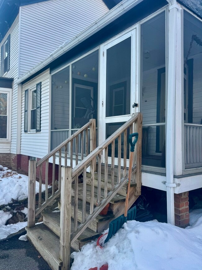 Photo - 51 N Main St