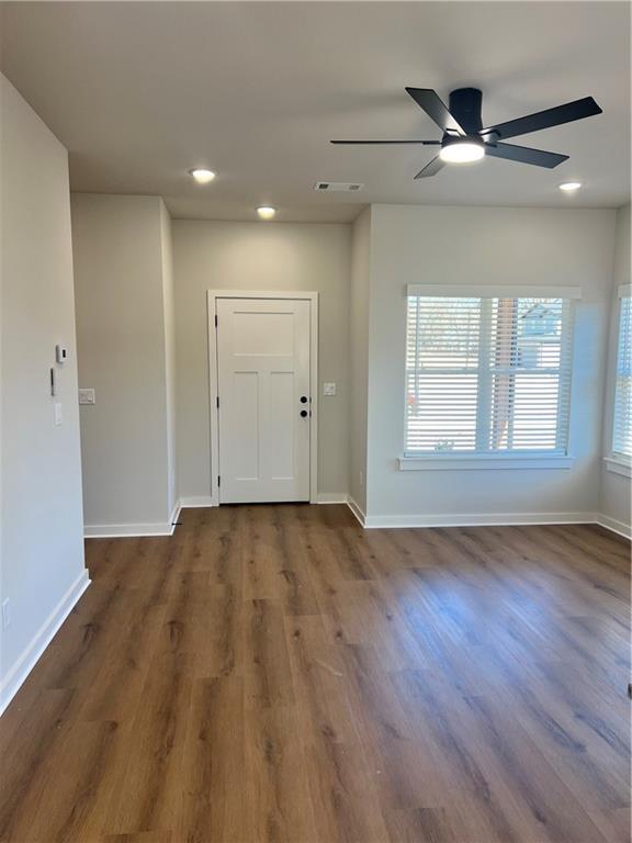 Photo - 600 Cosmos St