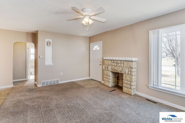 Photo - 610 N Glendale St