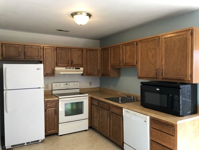 Photo - Stafford End Unit Townhouse