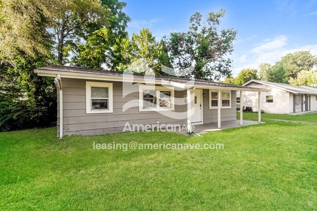 Photo - 2718 W 18th St
