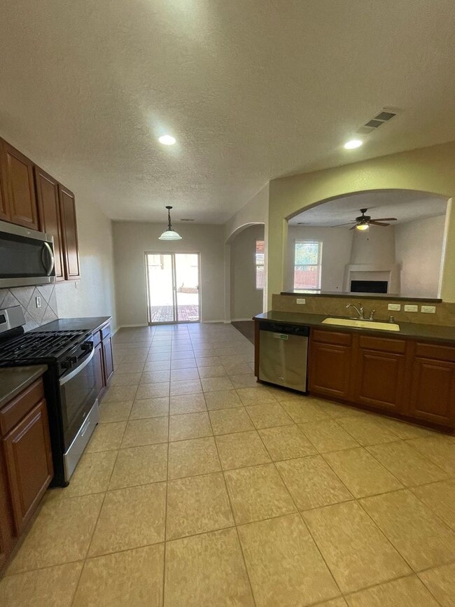 Photo - Pristine 4 bdr, 2 1/2 bath w/2 car garage ...