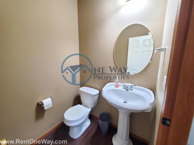 Photo - Amazing 3 Bed + 2 bonus rooms in Puyallup!
