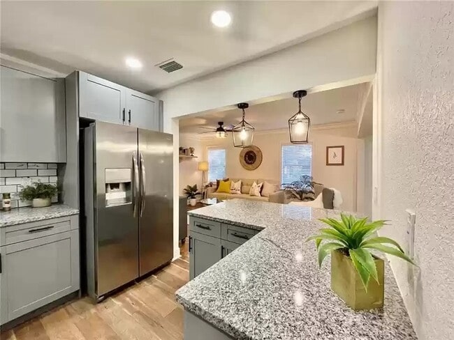 Photo - 3217 W Hartnett Ave