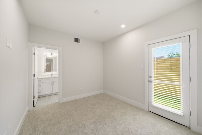 Photo - 1398 Cedar Post Ln