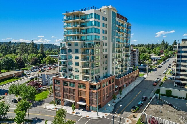 Building Photo - LAKE VIEW CONDO DOWNTOWN