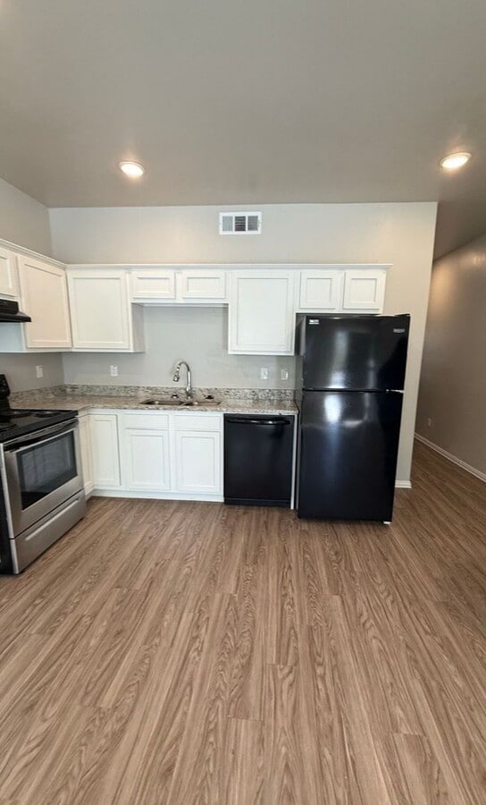 Photo - Monroe Duplex Unit 267 Monroe Ave