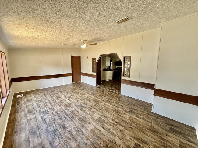 Photo - 2500 Gail Helen Ct
