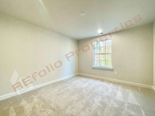 Photo - Beautiful brand new 3-Story Townhome | 4 B...