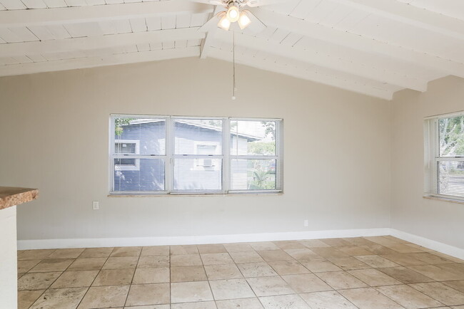 Photo - 1616 NW 16th St