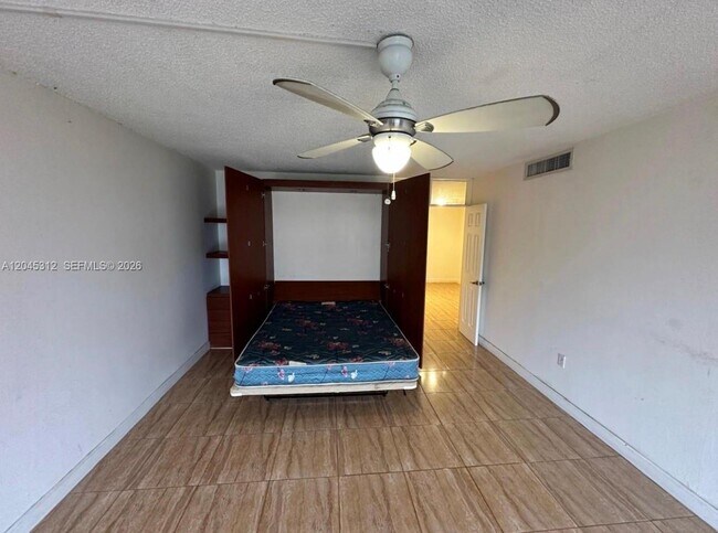 Photo - 1470 NE 125th Terrace Unidad 412