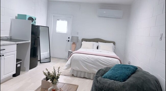 Photo - 3122 Eleuthera Ln Unidad Apt 101