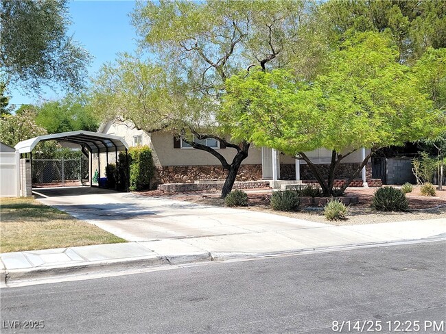 Building Photo - 1312 Darmak Dr Rental