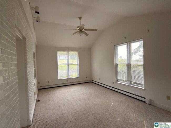 Photo - 9751 Newtown Rd Unit B