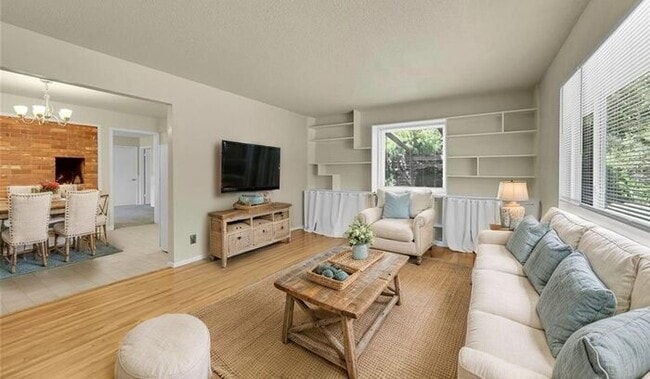 Building Photo - MOVE IN SPECIAL! 3-bedroom Rancher in Coun... Rental